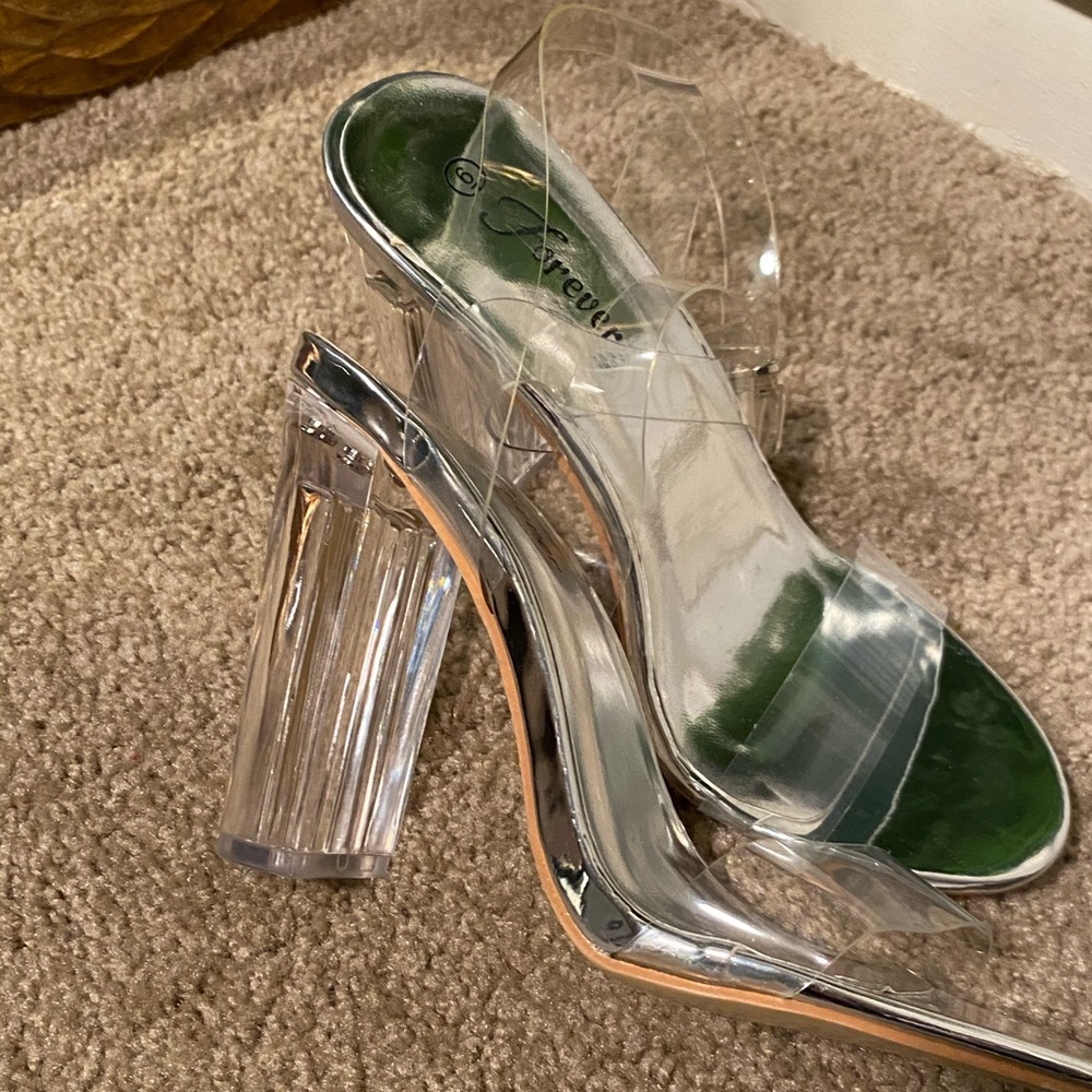 Silver Transparent Heels 👡